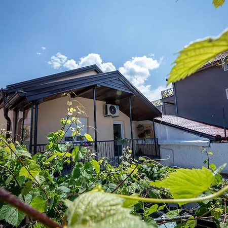 Self Check-in With Jacuzzi Apartment Mostar