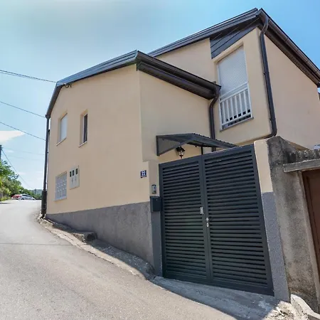 Self Check-in With Jacuzzi Apartment Mostar
