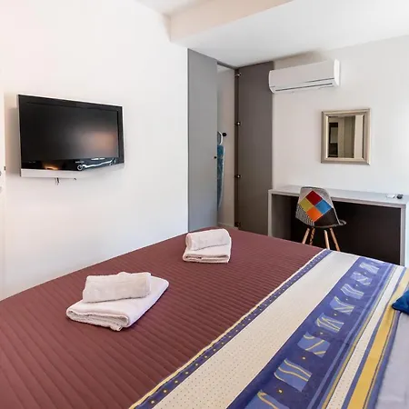 Apartman Self Check-in With Jacuzzi